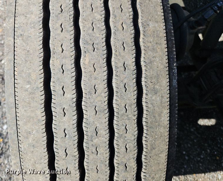 image for item OK9914 2020 Kenworth  T680 semi truck