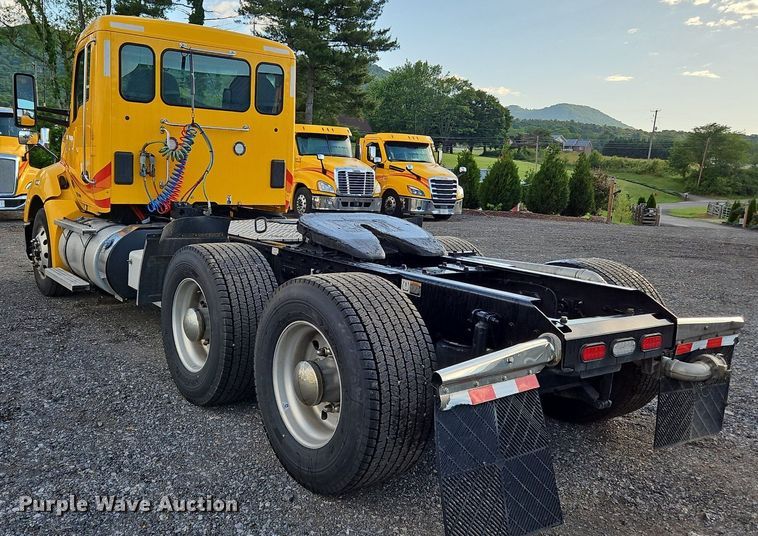 image for item OK9916 2020 Kenworth T680 semi truck