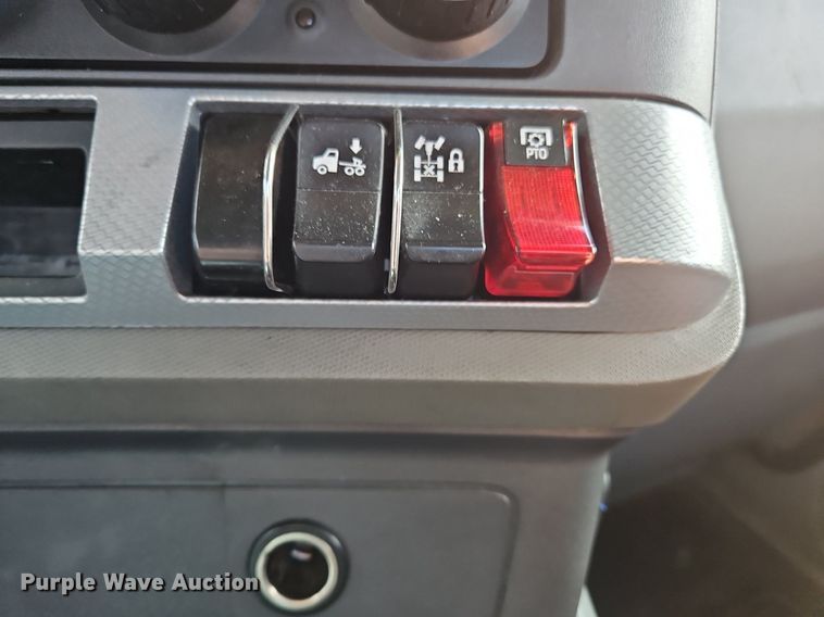 image for item OK9916 2020 Kenworth T680 semi truck