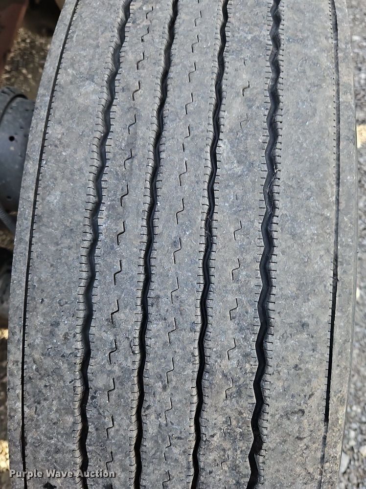 image for item OK9916 2020 Kenworth T680 semi truck