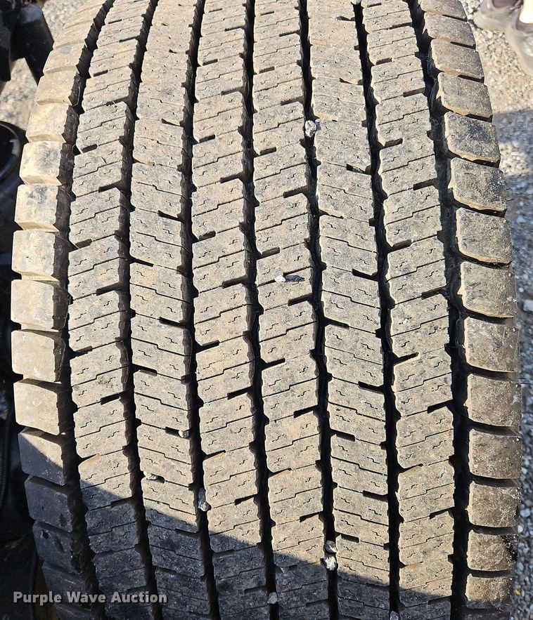 image for item OK9916 2020 Kenworth T680 semi truck