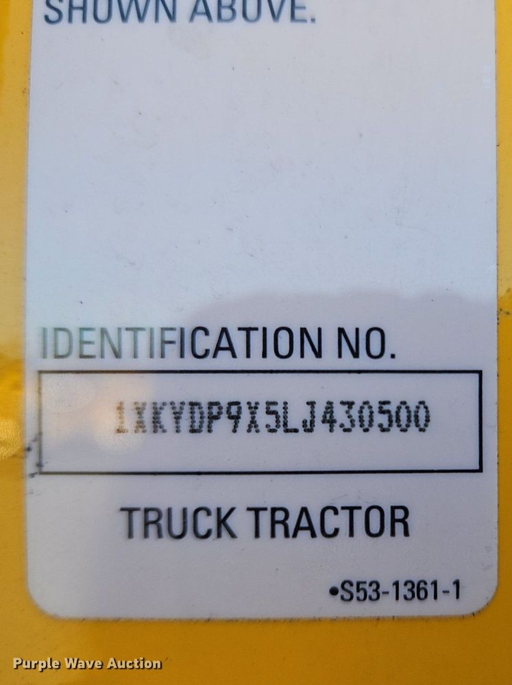 image for item OK9917 2020 Kenworth  T680 semi truck