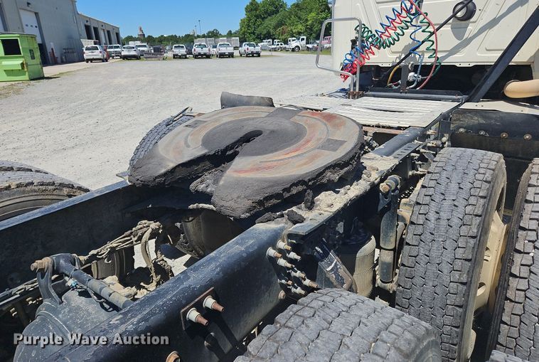 image for item OK9933 2012 Mack CXU semi truck