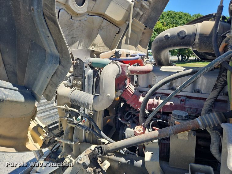 image for item OK9933 2012 Mack CXU semi truck