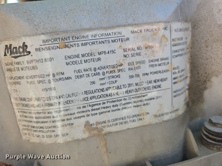 image for item OK9933 2012 Mack CXU semi truck