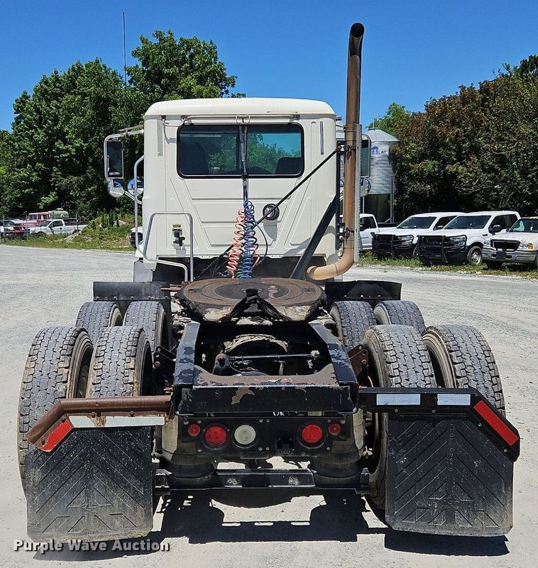 image for item OK9934 2012 Mack CXU semi truck
