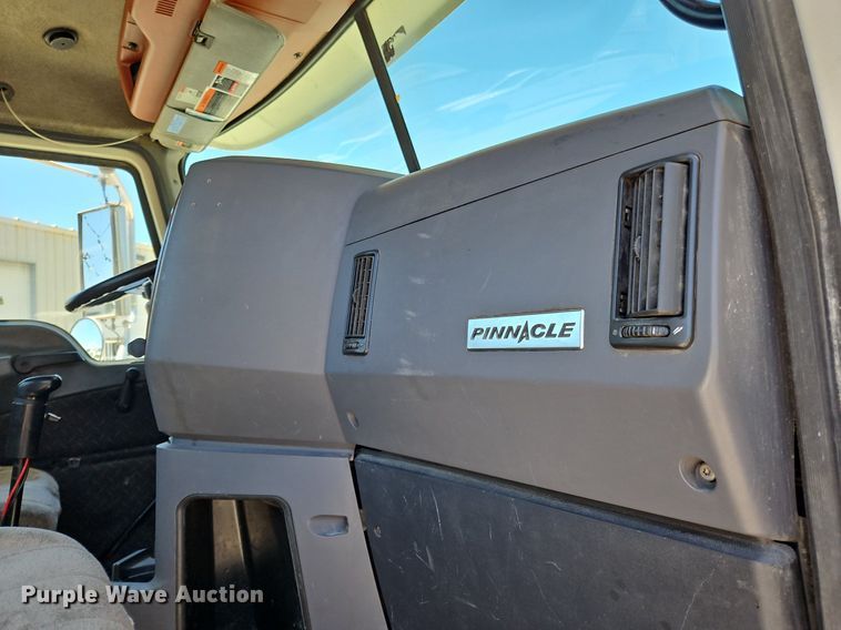 image for item OK9934 2012 Mack CXU semi truck