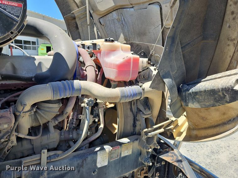 image for item OK9934 2012 Mack CXU semi truck