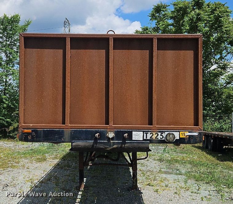 image for item OK9939 1999 Transcraft  TL-2000 Super-Beam flatbed trailer