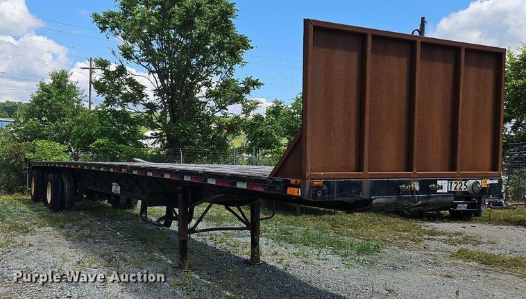 image for item OK9939 1999 Transcraft  TL-2000 Super-Beam flatbed trailer