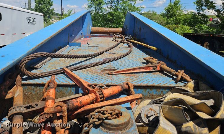 image for item OK9942 2010 Viking VL057102-4-60T oilfield trailer