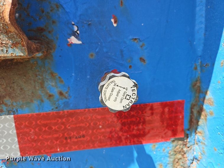 image for item OK9942 2010 Viking VL057102-4-60T oilfield trailer