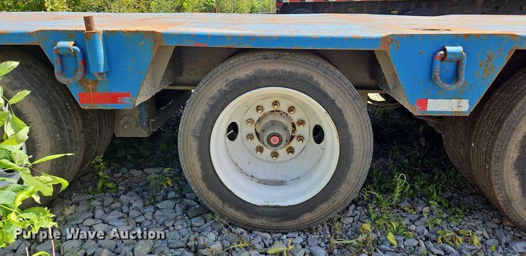 image for item OK9942 2010 Viking VL057102-4-60T oilfield trailer