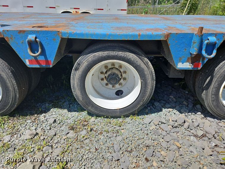image for item OK9942 2010 Viking VL057102-4-60T oilfield trailer