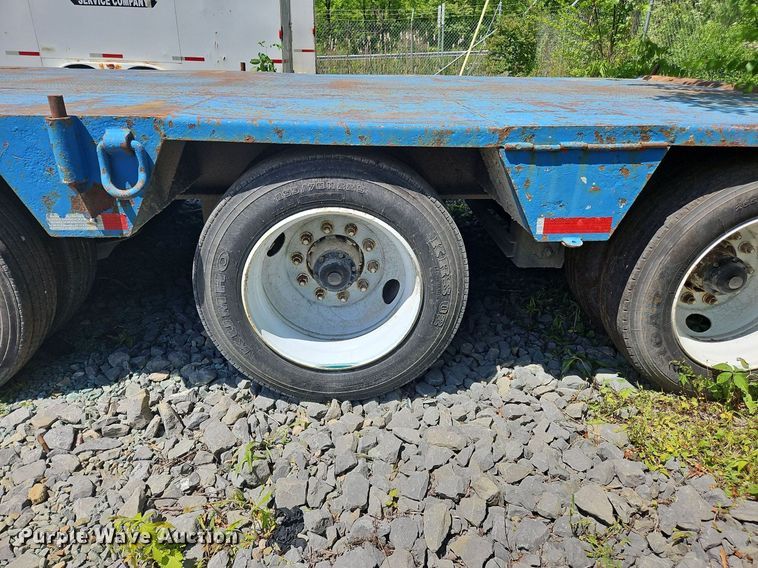 image for item OK9942 2010 Viking VL057102-4-60T oilfield trailer