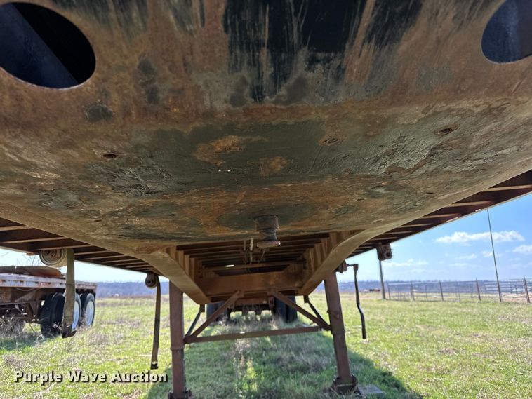 image for item OM9984 1991 Fontaine  FTW-4-8048SLW flatbed trailer