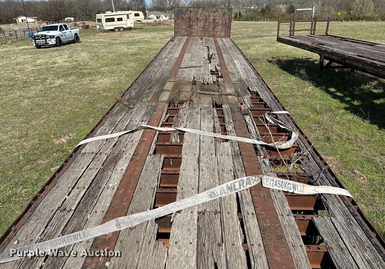 image for item OM9984 1991 Fontaine  FTW-4-8048SLW flatbed trailer