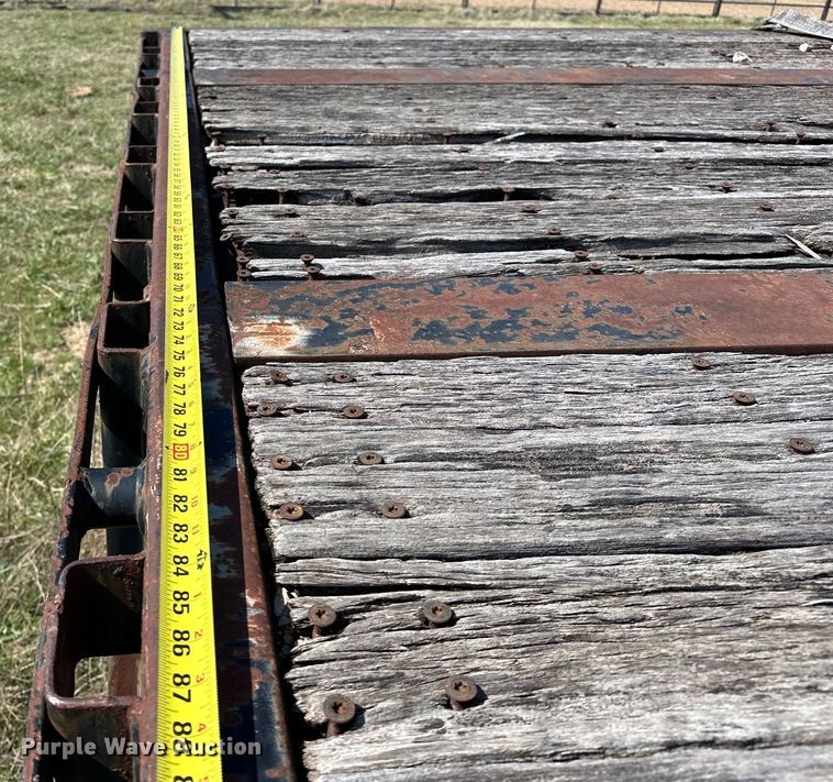 image for item OM9984 1991 Fontaine  FTW-4-8048SLW flatbed trailer