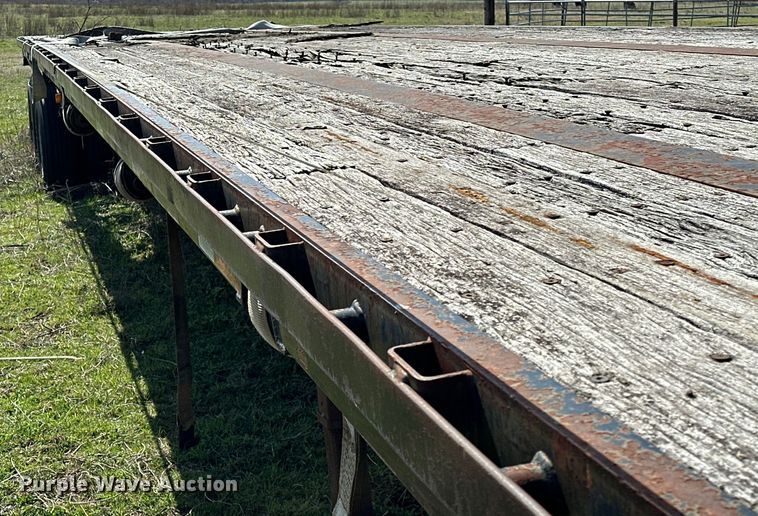 image for item OM9984 1991 Fontaine  FTW-4-8048SLW flatbed trailer