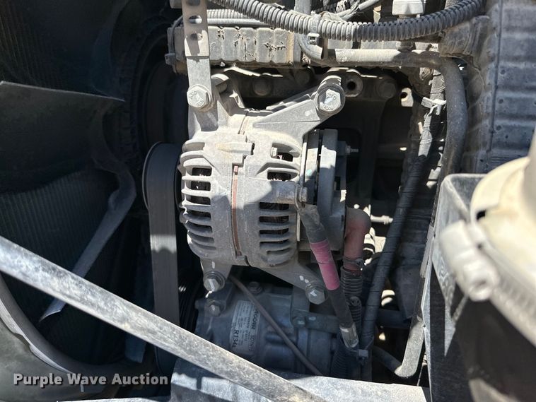 image for item ZA0415 2020 Peterbilt 579 semi truck