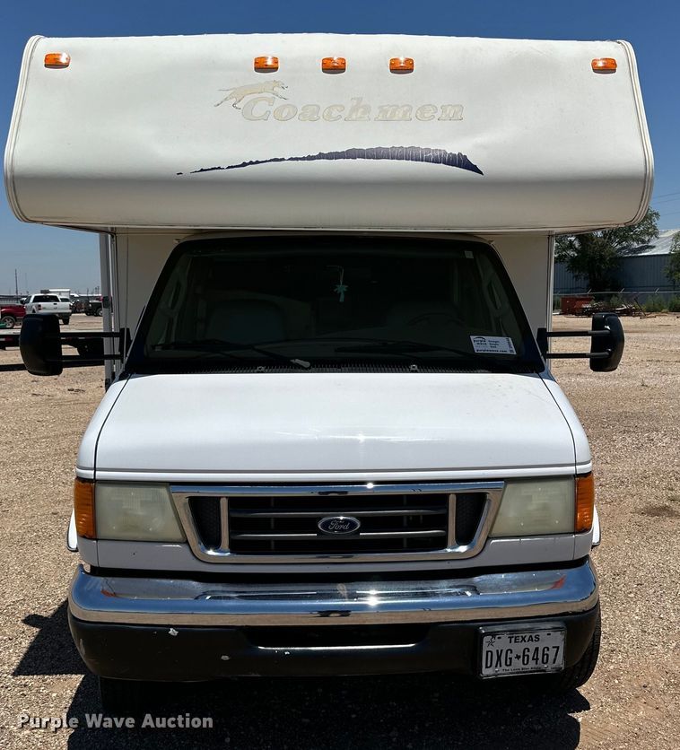 image for item DK6648 2004 Coachmen Leprechaun RV