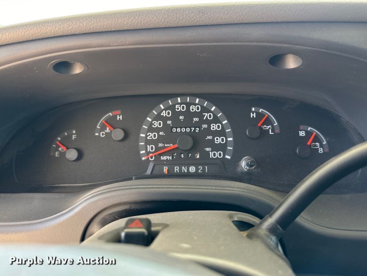 image for item DK6648 2004 Coachmen Leprechaun RV