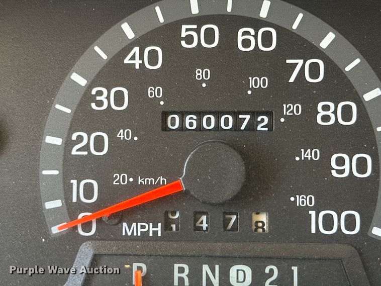 image for item DK6648 2004 Coachmen Leprechaun RV