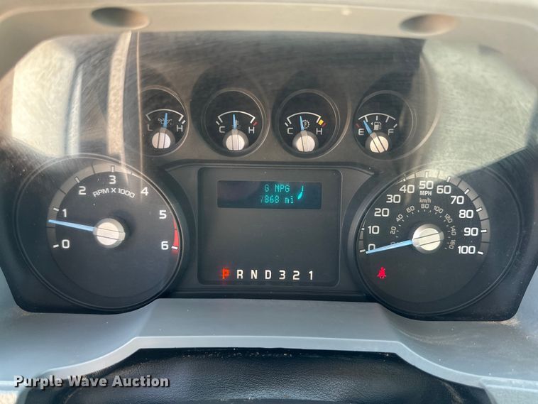 image for item DK6649 2015 Ford F550 Super Duty XL box truck