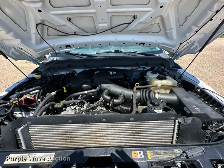 image for item DK6649 2015 Ford F550 Super Duty XL box truck