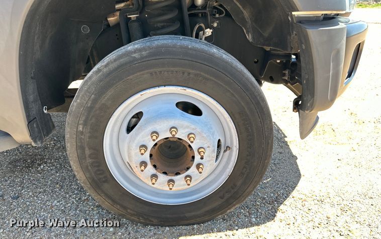 image for item DK6649 2015 Ford F550 Super Duty XL box truck