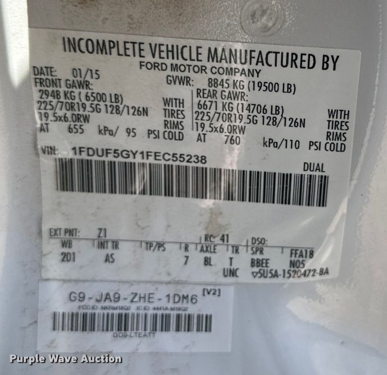 image for item DK6649 2015 Ford F550 Super Duty XL box truck