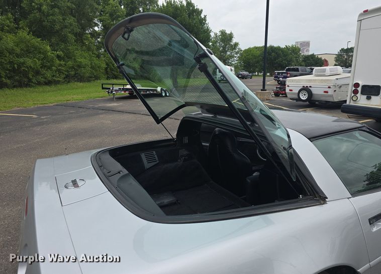 image for item DM1679 1996 Chevrolet Corvette 