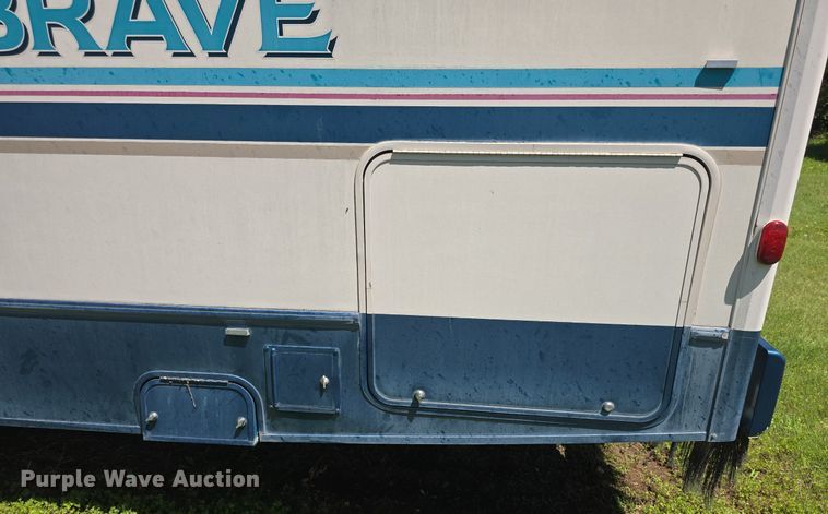 image for item DM1721 1996 Winnebago Brave RV