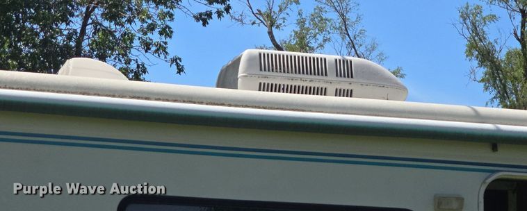 image for item DM1721 1996 Winnebago Brave RV