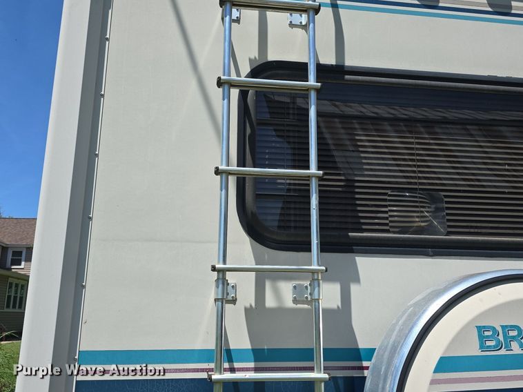 image for item DM1721 1996 Winnebago Brave RV