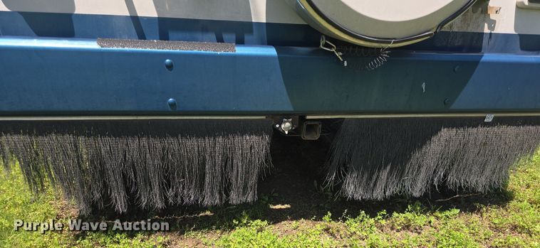 image for item DM1721 1996 Winnebago Brave RV