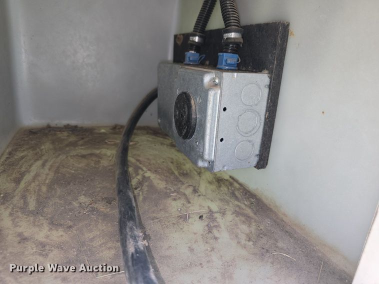 image for item DM1721 1996 Winnebago Brave RV