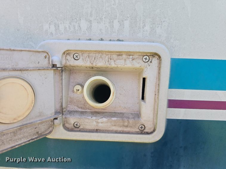 image for item DM1721 1996 Winnebago Brave RV