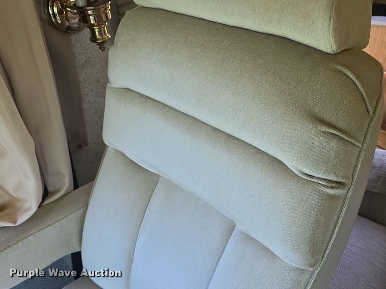 image for item DM1721 1996 Winnebago Brave RV