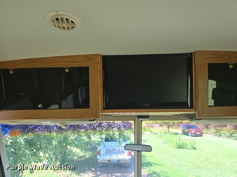 image for item DM1721 1996 Winnebago Brave RV