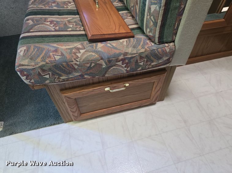 image for item DM1721 1996 Winnebago Brave RV