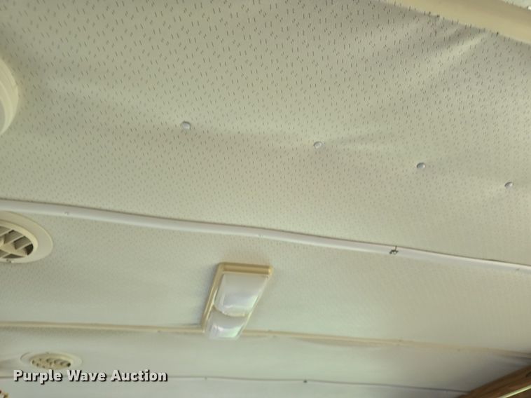 image for item DM1721 1996 Winnebago Brave RV