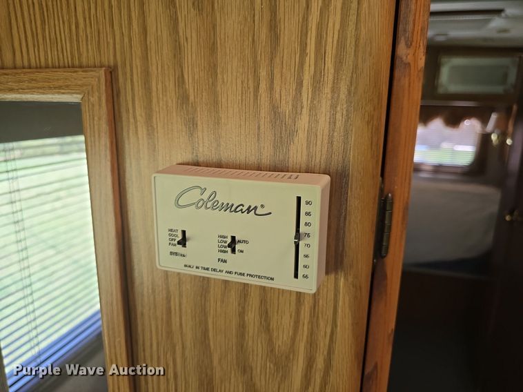 image for item DM1721 1996 Winnebago Brave RV