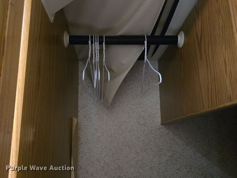 image for item DM1721 1996 Winnebago Brave RV