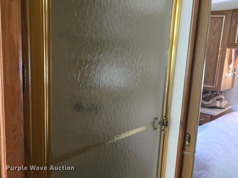 image for item DM1721 1996 Winnebago Brave RV