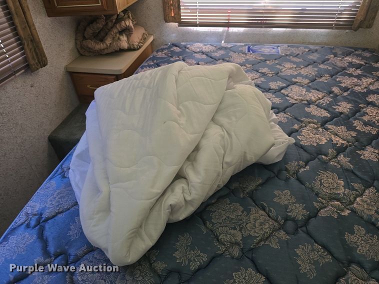 image for item DM1721 1996 Winnebago Brave RV