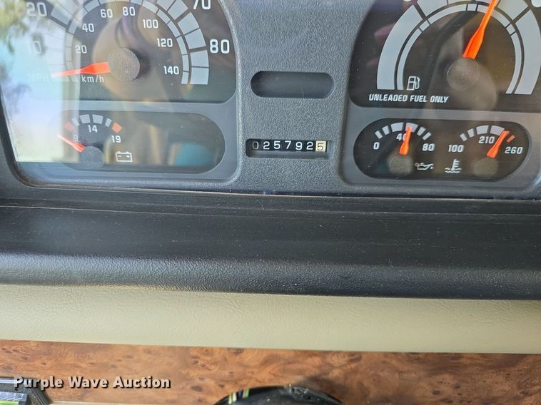 image for item DM1721 1996 Winnebago Brave RV