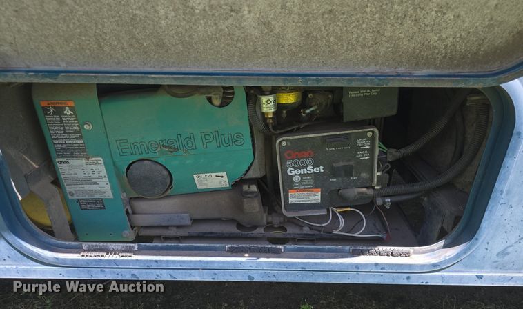 image for item DM1721 1996 Winnebago Brave RV