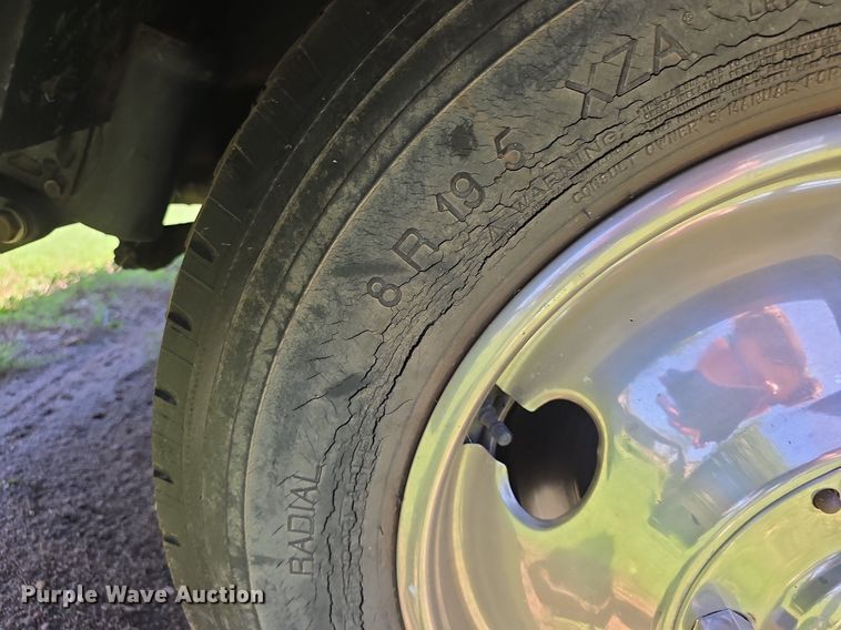 image for item DM1721 1996 Winnebago Brave RV