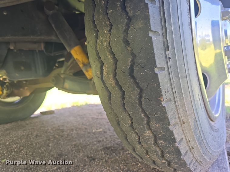 image for item DM1721 1996 Winnebago Brave RV